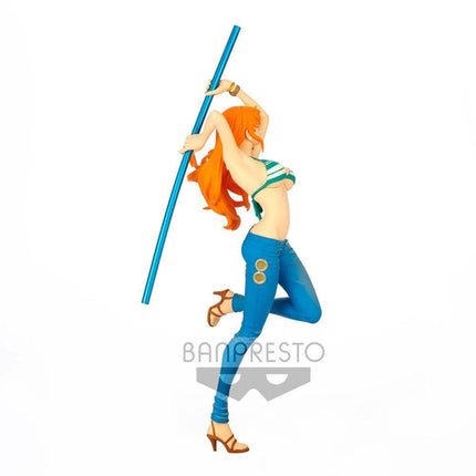 Jednoczęściowa statuetka Lady Fight PVC Nami 20 cm - STYCZEŃ 2022