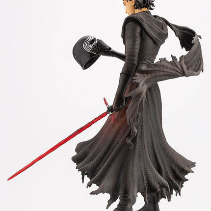 Kylo Ren Cloaked in Shadows Star Wars Episode VII ARTFX Statue 1/7  28 cm