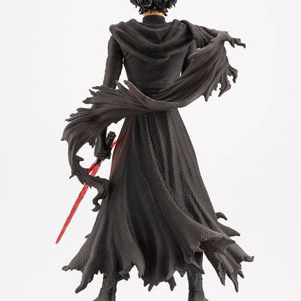 Kylo Ren Cloaked in Shadows Star Wars Episode VII ARTFX Statue 1/7  28 cm