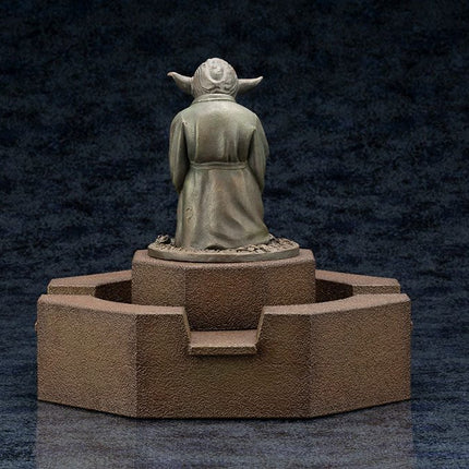 Star Wars Cold Cast Statuetka Yoda Fountain Edycja limitowana 22 cm