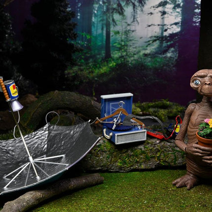 E.T. the Extra-Terrestrial Action Figure Ultimate Deluxe E.T. 11 cm NECA 55079