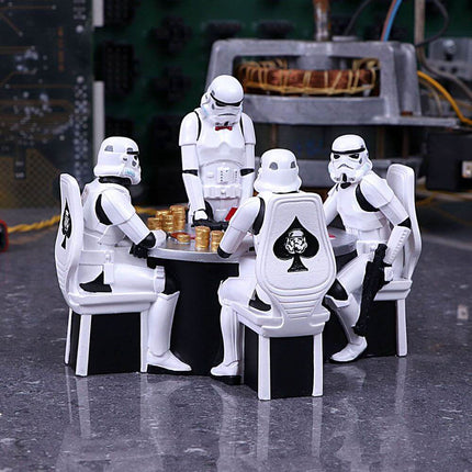 Star Wars Diorama Szturmowiec Poker Face 18cm
