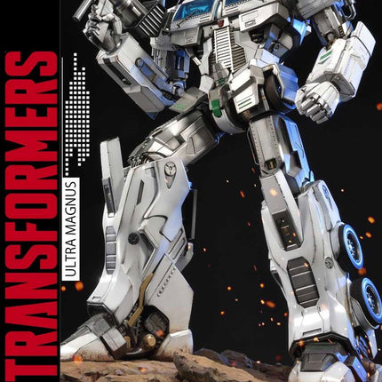 Transformers Generation 1 Statue Ultra Magnus 58 cm